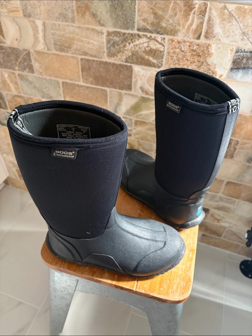 Bogs Kids Tall Black Waterproof Rain/snow Boots Insulated
